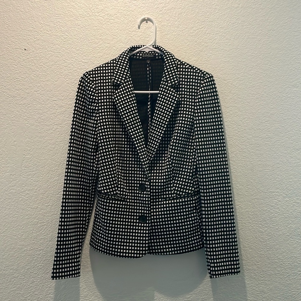 Checkered White and Black XS Express Women Blazer
